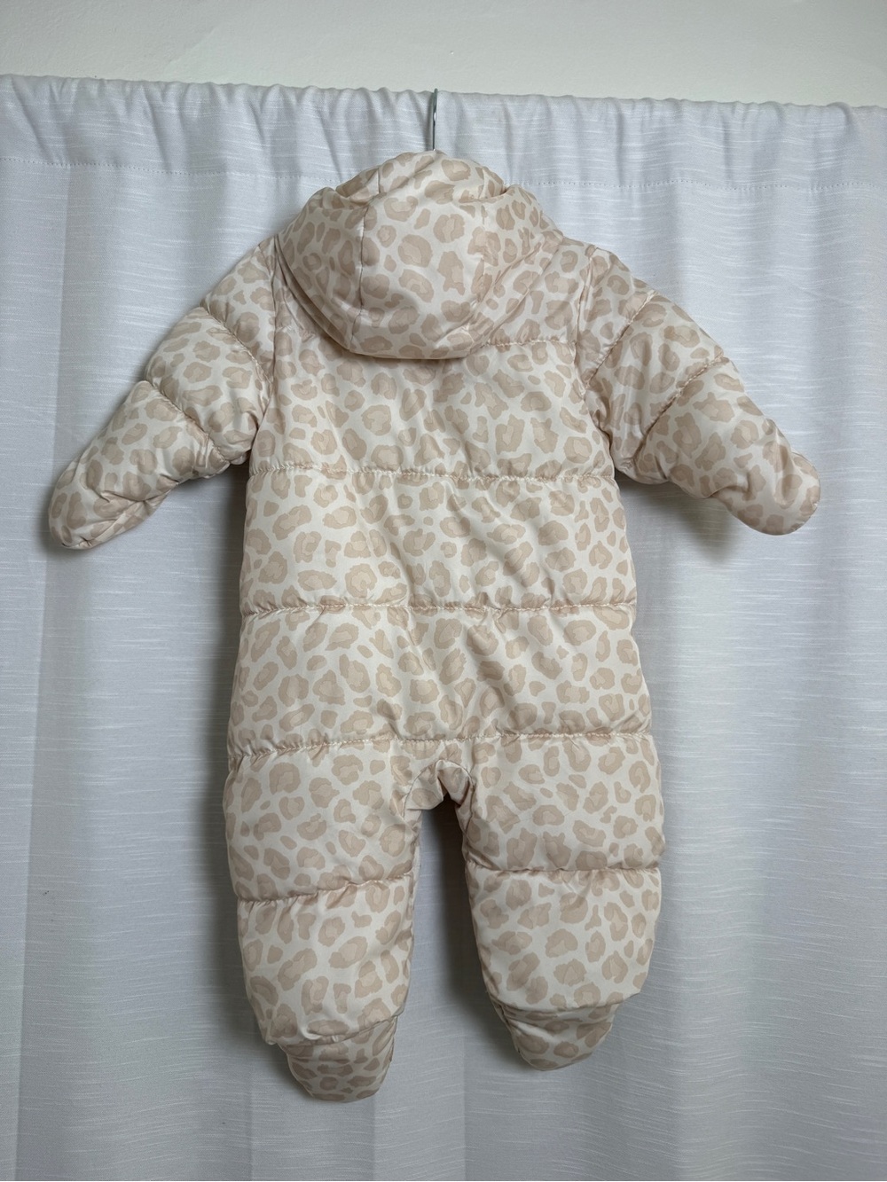 Old Navy Baby Snowsuit Bunting Beige Leopard Print Hooded Winter One Piece 3-6M - Picture 7 of 14